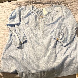 Light blue blouse quarter sleeve. Very light airy summer top.